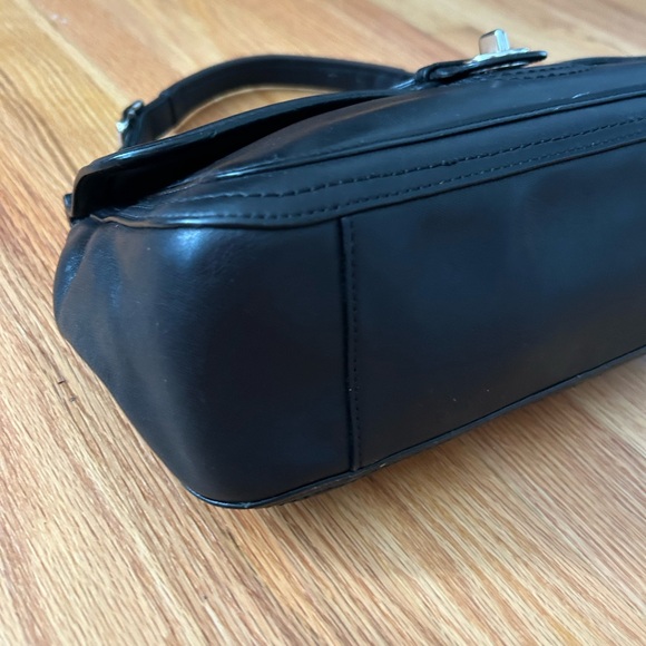 COACH CITY WILLIS - 65th ANNIVERSARY - Picture 7 of 14